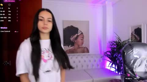 Alejandra online show from 01.30.25