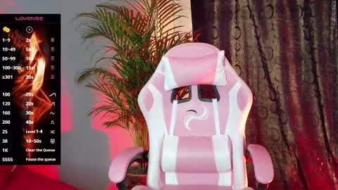 Alejandra Jones online show from 02.10.25