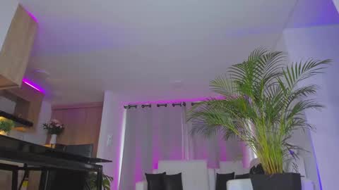 Snapshot of alejaevangeline chatting on 02.28.25 A L E J A N D R A online show from 02.28.25