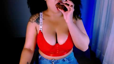 Alejandra  online show from 01.29.25