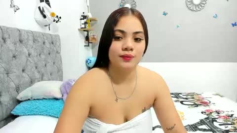 Snapshot of alejandra_evanss chatting on 09.21.25 alejandra_evanss online show from 09.21.25