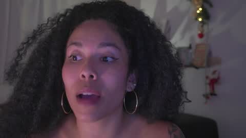 Snapshot of alejandra_kiss98 chatting on 12.16.24 O.F alejandra h1998 stream 300 pm - 1100 pm online show from 12.16.24