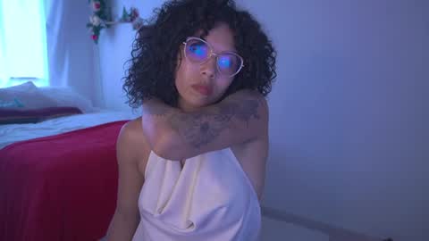 Snapshot of alejandra_kiss98 chatting on 12.18.24 O.F alejandra h1998 stream 300 pm - 1100 pm online show from 12.18.24