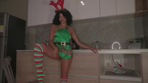 Snapshot of alejandra_kiss98 chatting on 12.21.24 O.F alejandra h1998 stream 300 pm - 1100 pm online show from 12.21.24