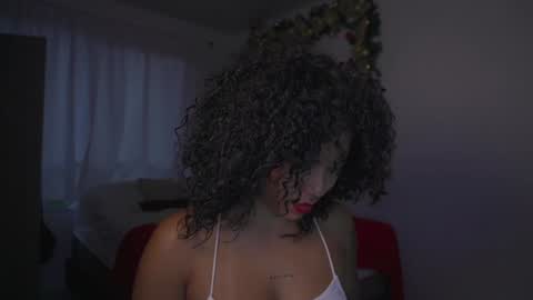 Snapshot of alejandra_kiss98 chatting on 12.24.24 O.F alejandra h1998 stream 300 pm - 1100 pm online show from 12.24.24