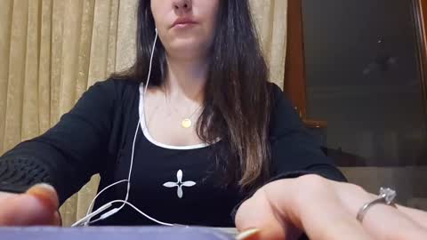 Snapshot of alejandradelaney chatting on 12.30.24 alejandradelaney online show from 12.30.24