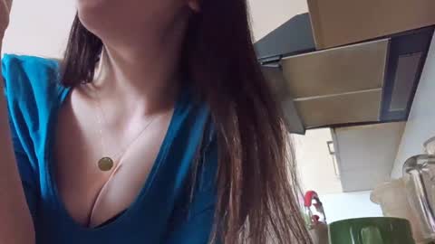 Snapshot of alejandradelaney chatting on 01.24.25 alejandradelaney online show from 01.24.25