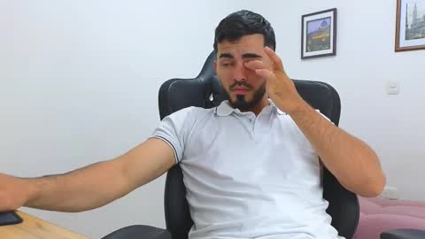 alejandroo_7 online show from 02.14.25