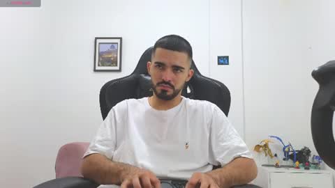 Snapshot of alejandroo_7 chatting on 07.09.26 alejandroo_7 online show from 07.09.26
