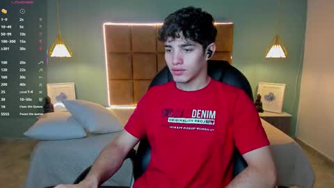 ALejoo Saenz online show from 10.03.25