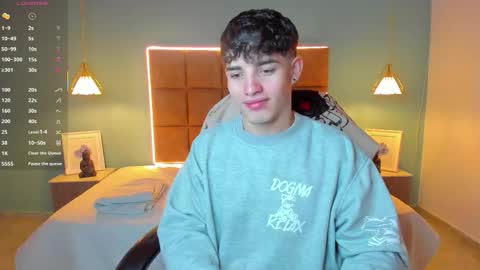 ALejoo Saenz online show from 10.12.25