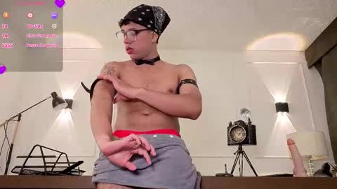 Snapshot of alejostonevg chatting on 02.28.26 Alejo online show from 02.28.26