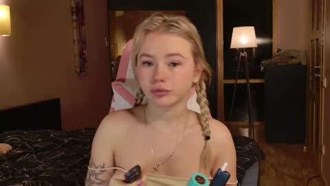 Lexi online show from 03.01.25