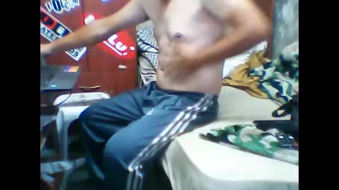 Snapshot of alemaorico chatting on 03.08.25 rico online show from 03.08.25