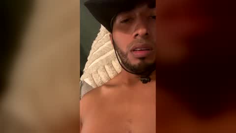 Snapshot of alemart2010 chatting on 04.08.26 alemart2010 online show from 04.08.26