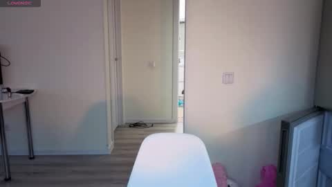 ALENA  INDEPENDENT MODEL online show from 03.21.26