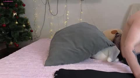 Snapshot of alena_hot_sex chatting on 01.17.26 Alena online show from 01.17.26