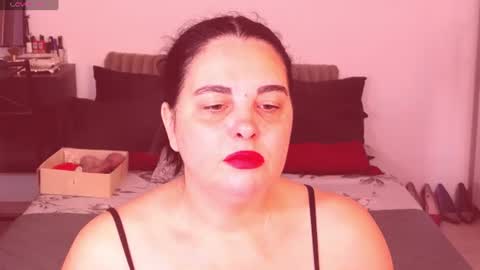 Snapshot of alenni chatting on 07.20.26 Alenni online show from 07.20.26