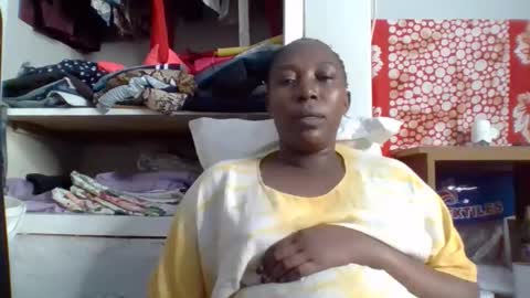 Noreen Kennth and Emilly online show from 10.26.25