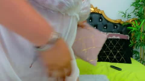 Snapshot of alesha_arabian_ chatting on 05.12.26 alesha_arabian_ online show from 05.12.26