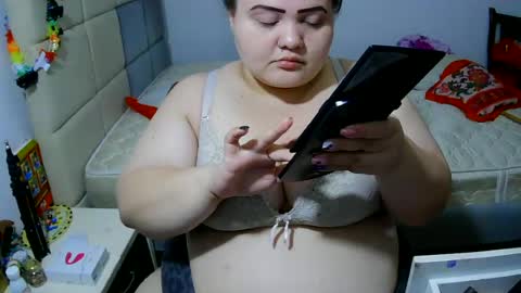 Snapshot of alesia_jones01 chatting on 07.01.26 Alesia jones01 online show from 07.01.26