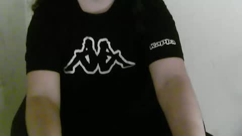 Snapshot of alesialux chatting on 04.22.26 Alesia online show from 04.22.26