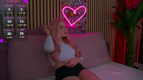 alesiaqueen online show from 02.22.26