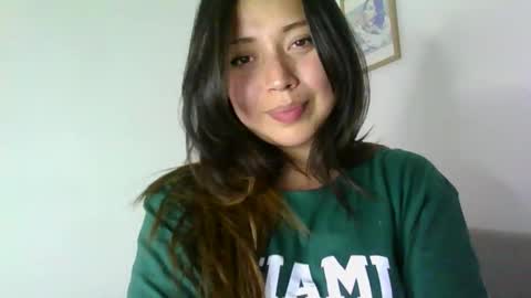 QUEEN OFF MILk  IM BACK  15 NOV online show from 01.07.26