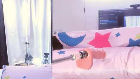 Snapshot of aleska_james chatting on 12.02.25 aleska_james online show from 12.02.25