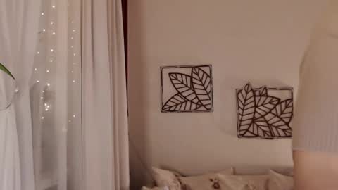 Sandra online show from 12.13.24