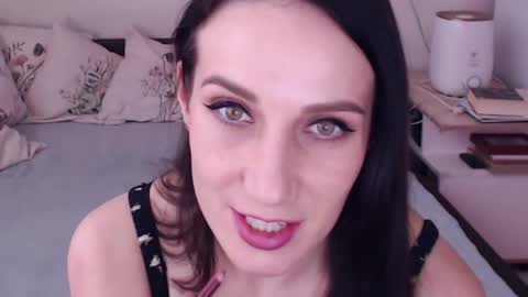 Sandra online show from 02.15.25