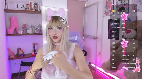 Snapshot of alessandra_thedoll chatting on 01.16.25 Alessa online show from 01.16.25