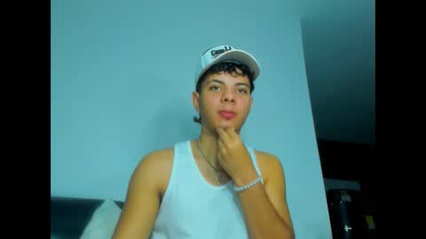 Snapshot of alessandro__777 chatting on 09.15.25 Alessandro online show from 09.15.25