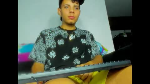 Snapshot of alessandro__777 chatting on 09.19.25 Alessandro online show from 09.19.25