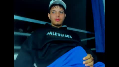 Snapshot of alessandro__777 chatting on 10.02.25 Alessandro online show from 10.02.25