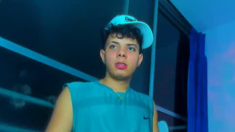 Snapshot of alessandro__777 chatting on 11.04.25 Alessandro online show from 11.04.25