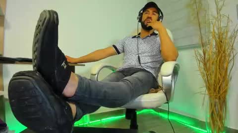 Snapshot of alessandro__wye chatting on 12.05.24 ALESSANDRO WYE online show from 12.05.24