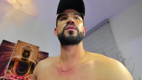 Snapshot of alessandro__wye chatting on 02.08.25 ALESSANDRO WYE online show from 02.08.25