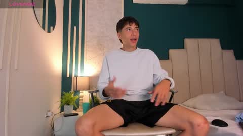 Alessandro Dybala online show from 01.17.25