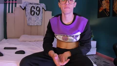 Alessandro Dybala online show from 11.21.25