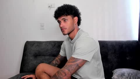 Alessandro Vanni online show from 02.17.25