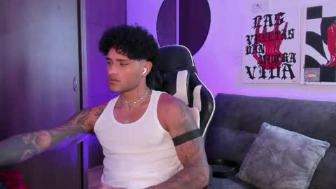 Alessandro Vanni online show from 04.14.26