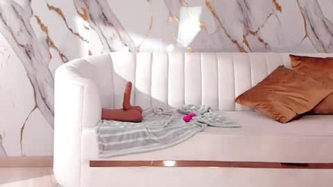 ALESSA ROMERO  online show from 03.11.25