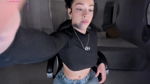 ALESSA ROMERO  online show from 11.09.25