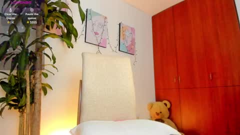 Alessia online show from 03.11.25