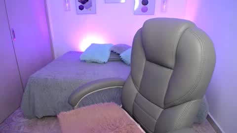 Snapshot of alessia_rouse chatting on 01.13.26 alessia_rouse online show from 01.13.26