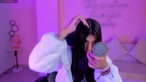 Alessia  online show from 12.27.24