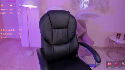 Alessia  online show from 01.05.25