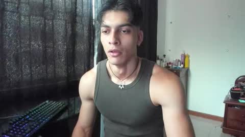Snapshot of alessio_vale chatting on 03.23.26 alessio Vale online show from 03.23.26