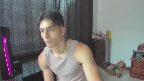 Snapshot of alessio_vale chatting on 03.27.26 alessio Vale online show from 03.27.26